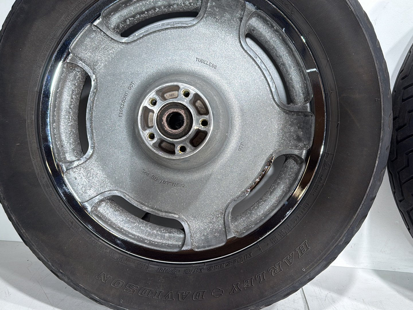 2004 Harley Road King Touring Custom FLHRSI OEM Front & Rear Wheel Rim Tire