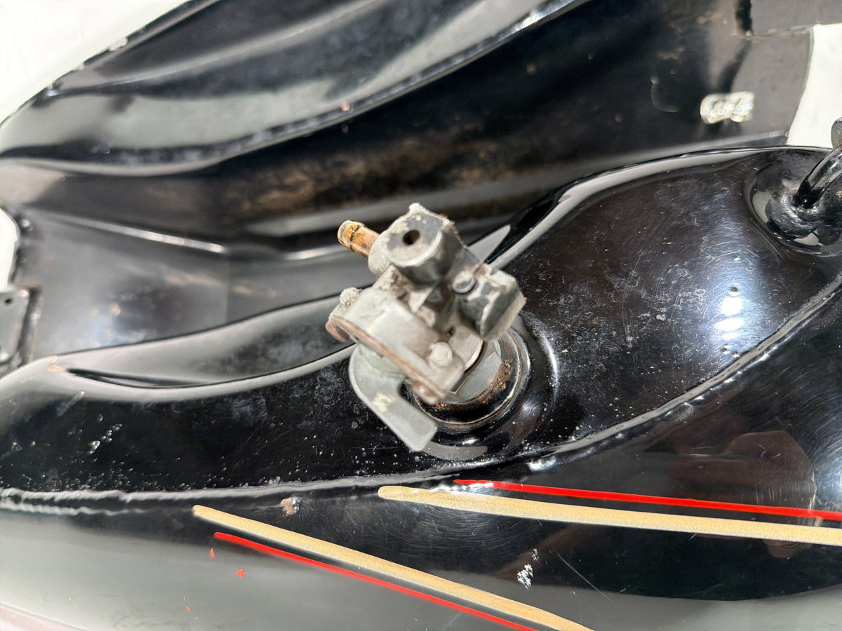 1991 Harley Electra Glide Touring Classic Fuel Gas Tank Gasoline Reservoir CARB