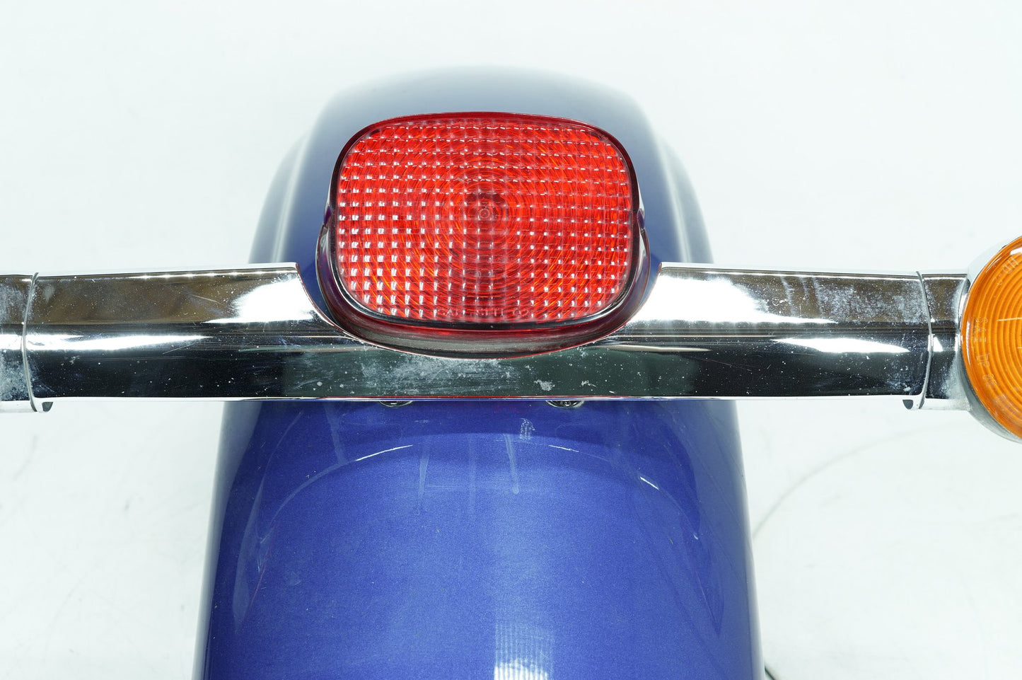 2007 - 2011 Harley-Davidson Touring Electra Glide Classic Rear Wheel Fender & Turn Signals Bar 59579-09