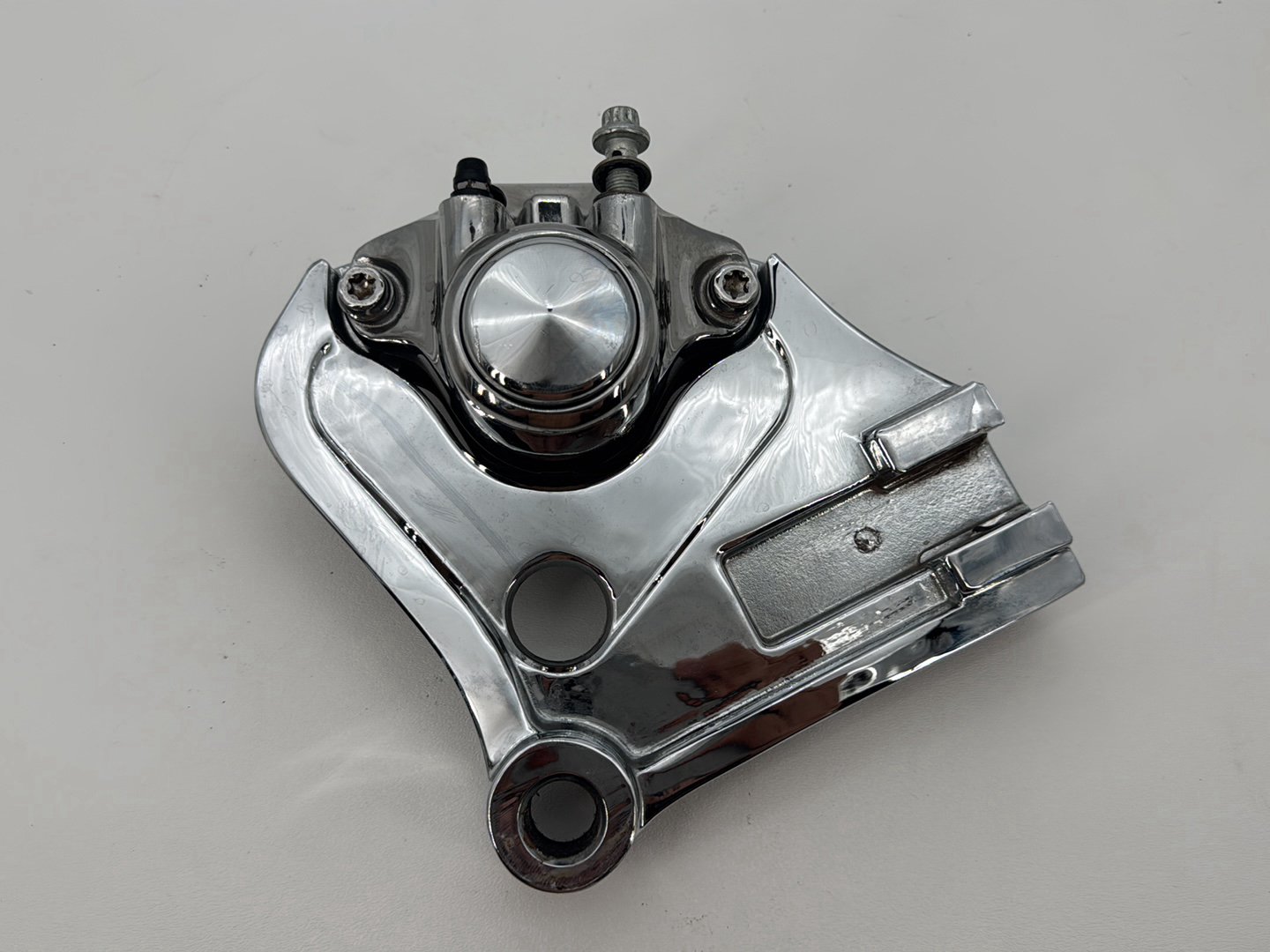 1999 - 2006 Harley-Davidson Dyna Wide Glide Rear Back Brake Caliper w/ Bracket 44050-87