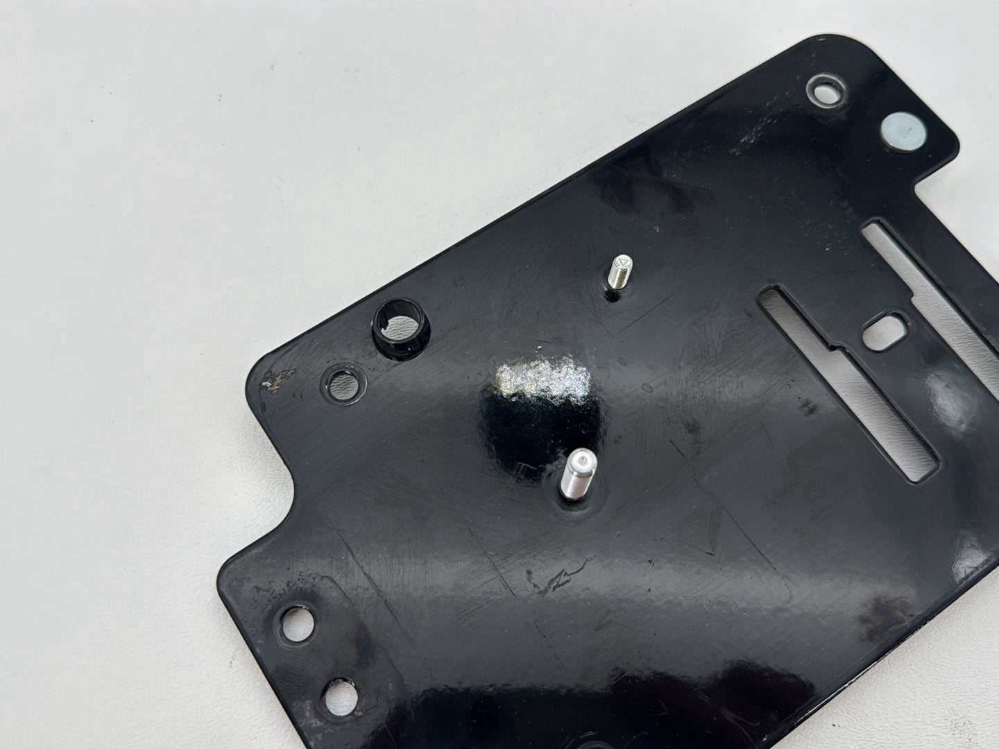 1999 - 2006 Harley-Davidson Dyna Wide Glide Electrical Side Cover Tray Panel 70986-99