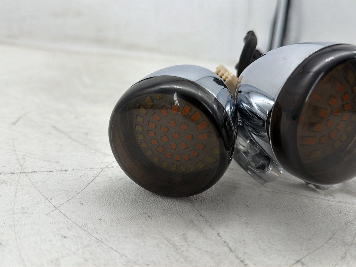 2009 Harley Dyna Street Bob FXDB OEM Front Left Right Turn Signal Indicators