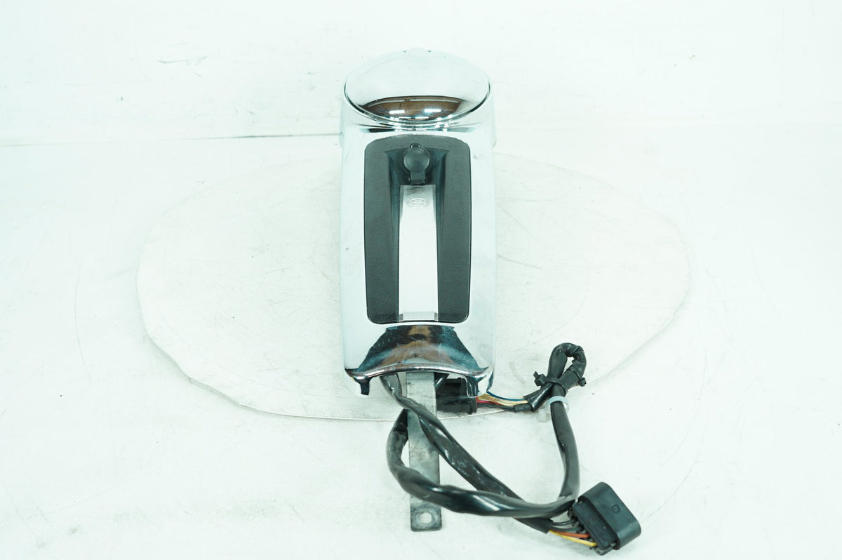 2007 - 2011 Harley-Davidson Touring Electra Glide Ultra Fuel Gas Tank Dash Console NOKey 61270-08