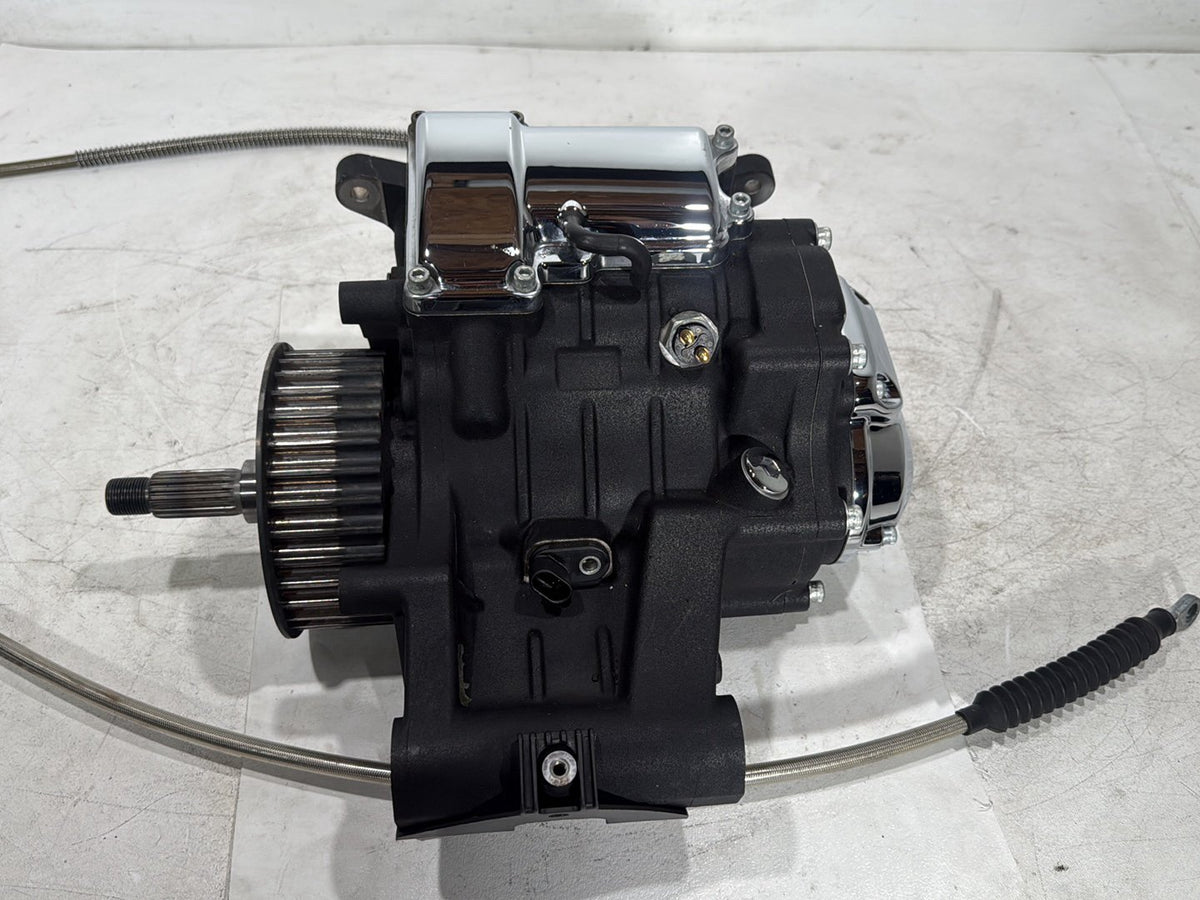 2015 Harley Softail Deluxe FLSTN OEM 6 Speed Transmission Gearbox
