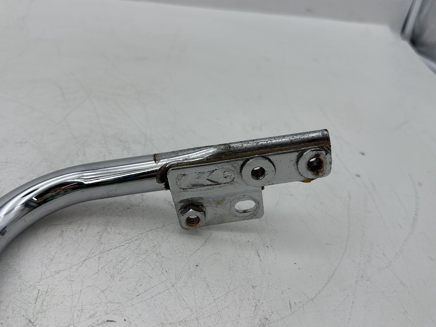 2005 Harley Touring FLHRCI Road King Classic OEM Rear License Plate Support Bar Holder