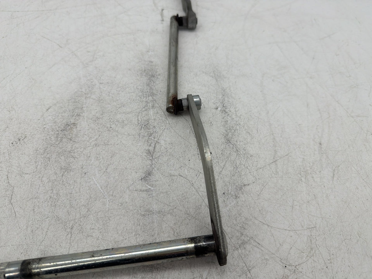 2017 Harley Dyna Street Bob FXDB OEM Gear Shifter Lever w/ Rod linkage