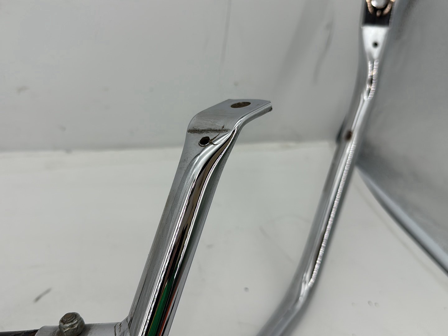 2008 Harley Touring FLHTCU Electra Glide Ultra OEM Rear Left Right Saddlebag Guard Rails Bar
