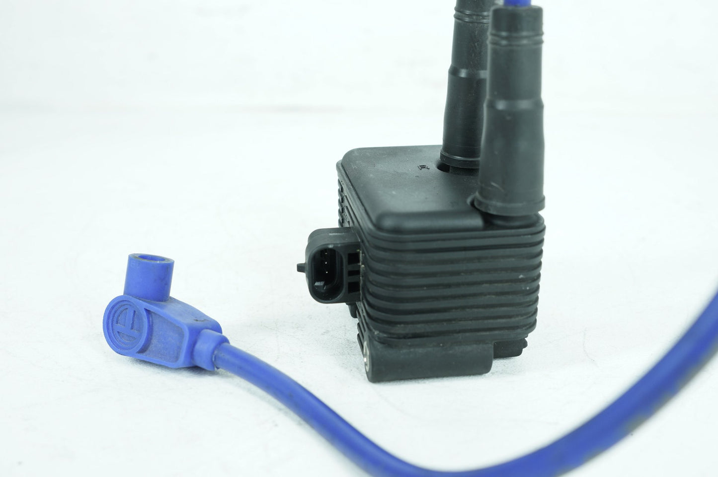 1999 - 2006 Harley-Davidson Softail Standard Ignition Coil Spark Plugs Cable 31655-99