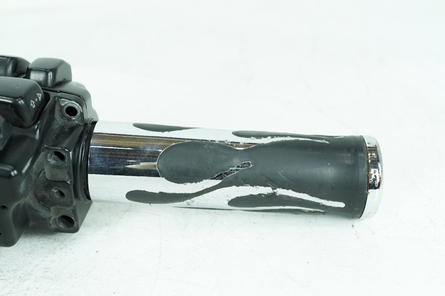 1999 - 2006 Harley-Davidson Touring Electra Glide Classic Right Engine Start Kill Switches Controls 71684-06A