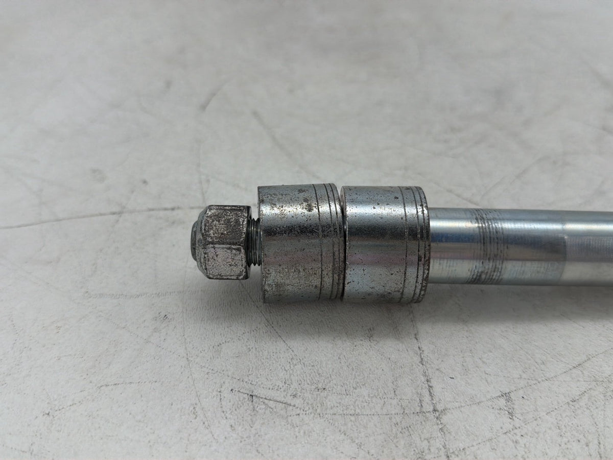 2014 Harley Dyna Low Rider FXDL OEM Front Wheel Axle Bolt Shaft 41628-08