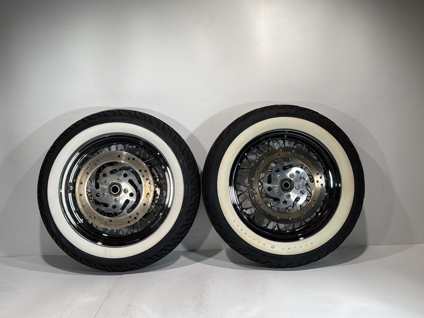 1999 - 2006 Harley-Davidson Touring Electra Glide Classic Front Rear Wheel Rim Tire Spoked 40975-05A
