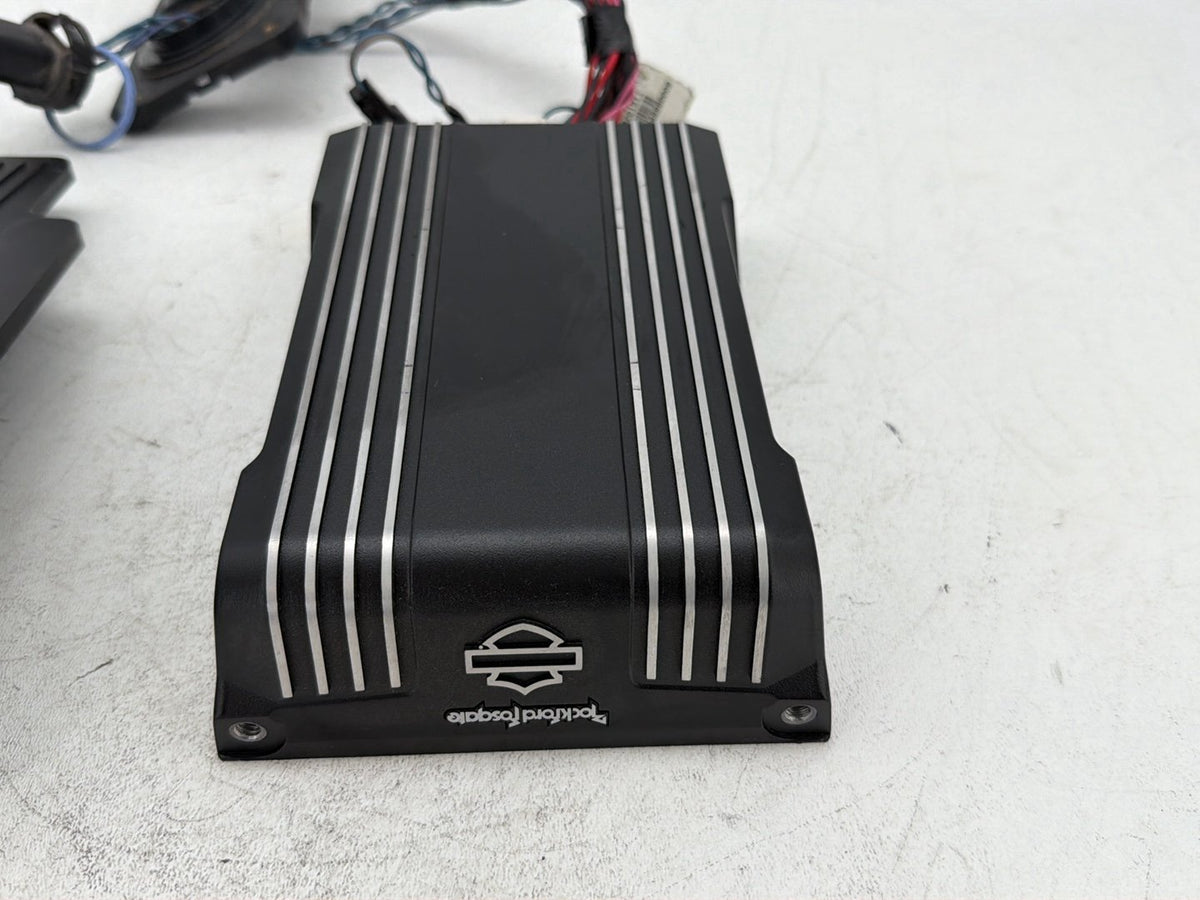2014 Harley Street Glide Rockford Fosgate Radio Stereo Audio Sound Amplifier Amp