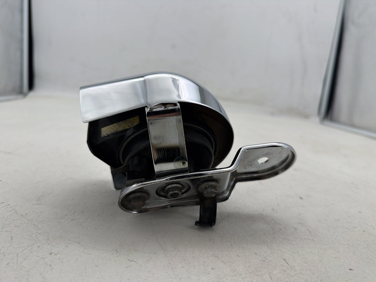 2016 Harley Road Glide Touring FLTRXS OEM Horn Signal Klaxon Chrome Cover