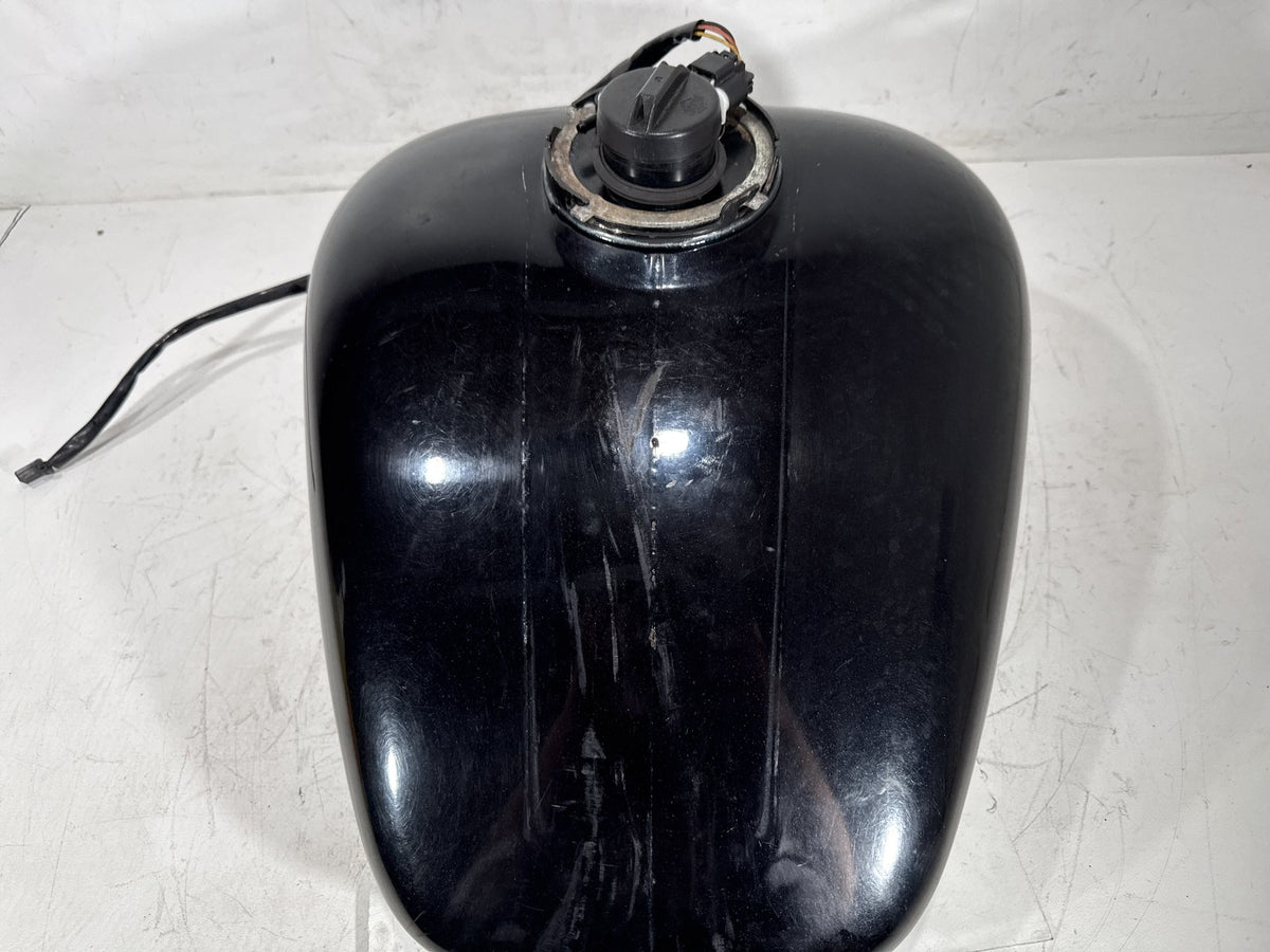 2012 Harley Electra Glide Touring OEM Fuel Gas Tank Gasoline Reservoir & Pump
