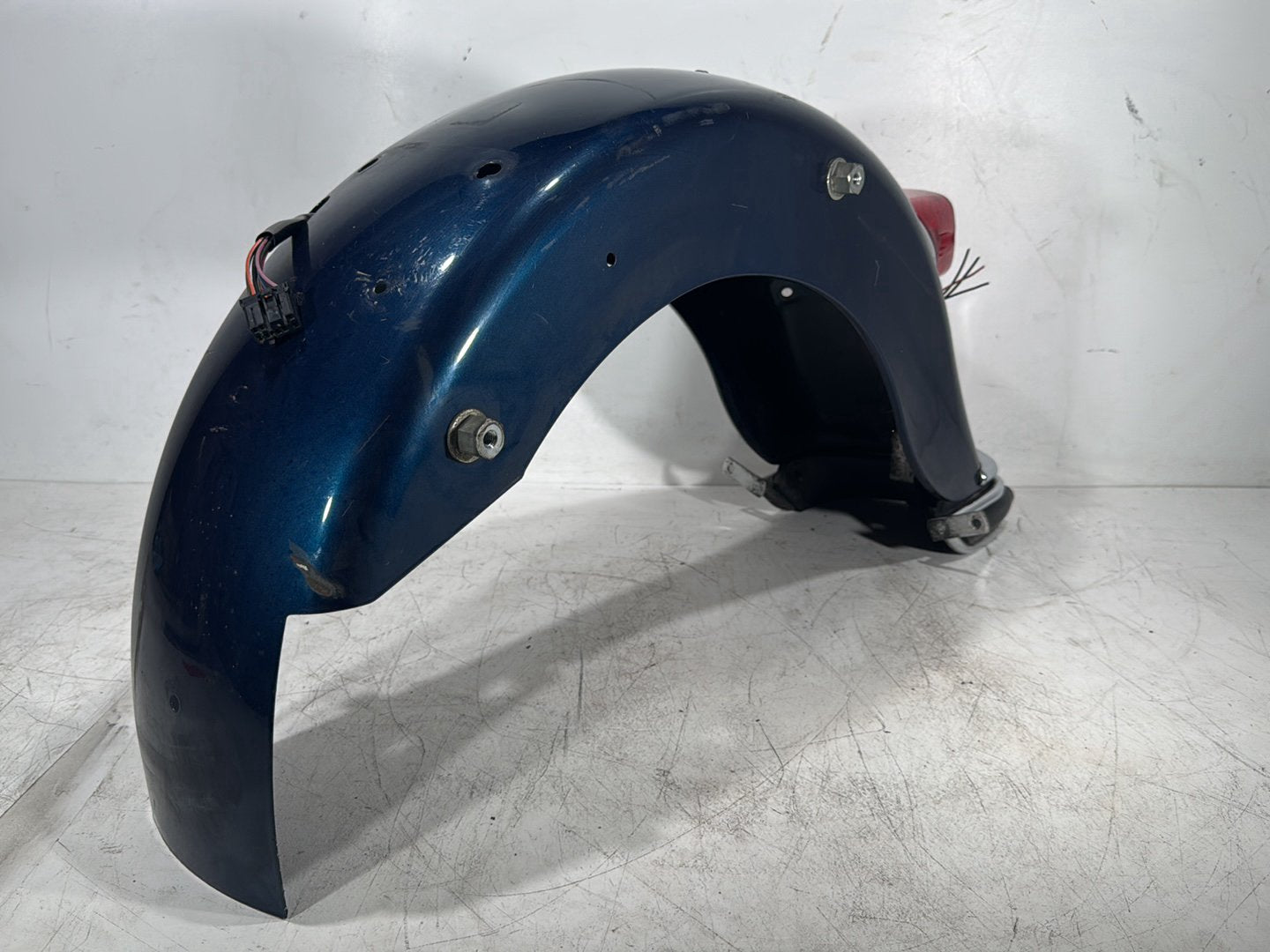 1998 Harley Touring FLHTCUI Electra Glide Ultra OEM Rear Wheel Fender Taillight Brake Lamp