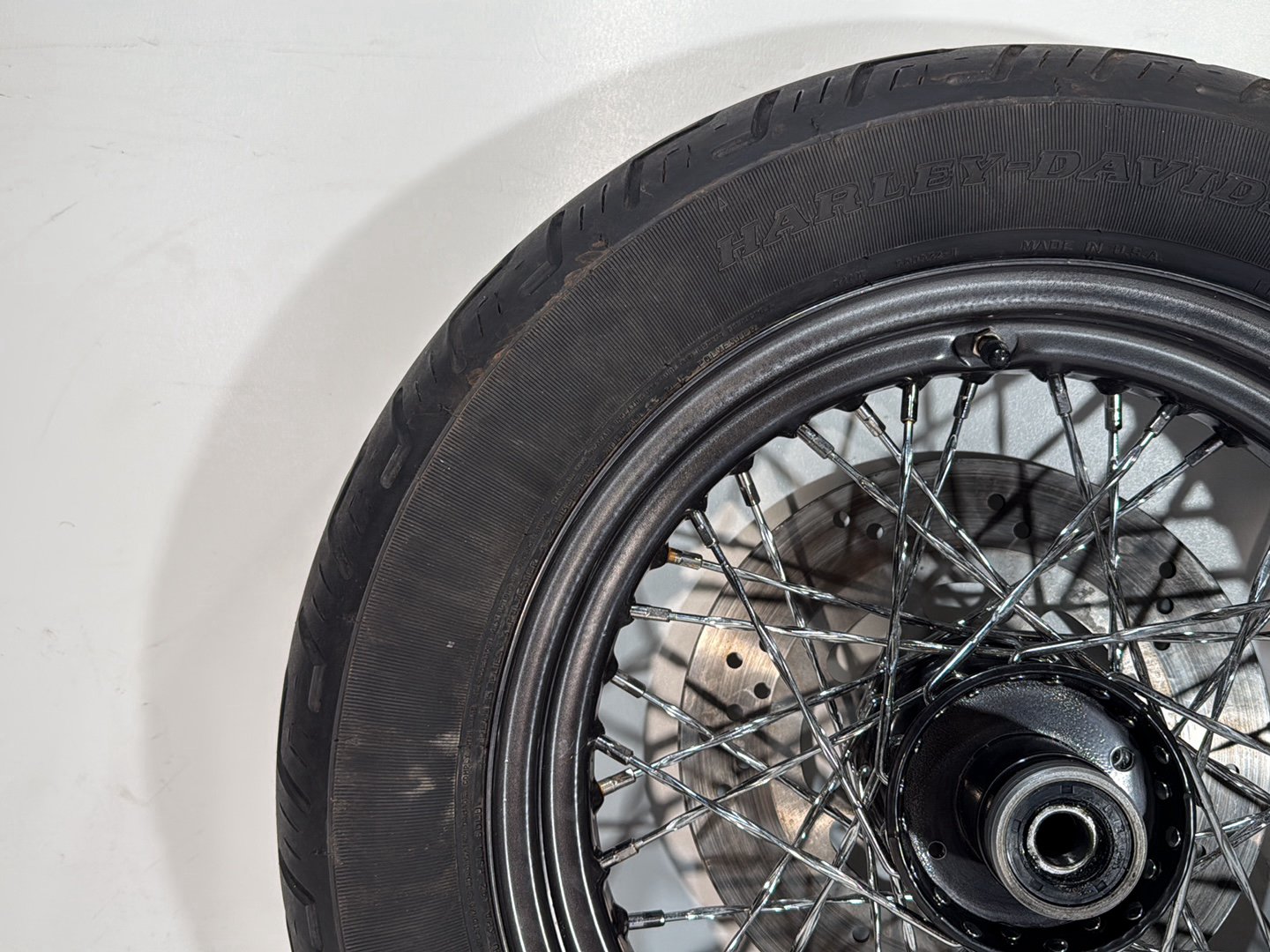 1986 - 1998 Harley-Davidson Softail Heritage Classic Front Wheel Rim Tire Spoked 43005-86C
