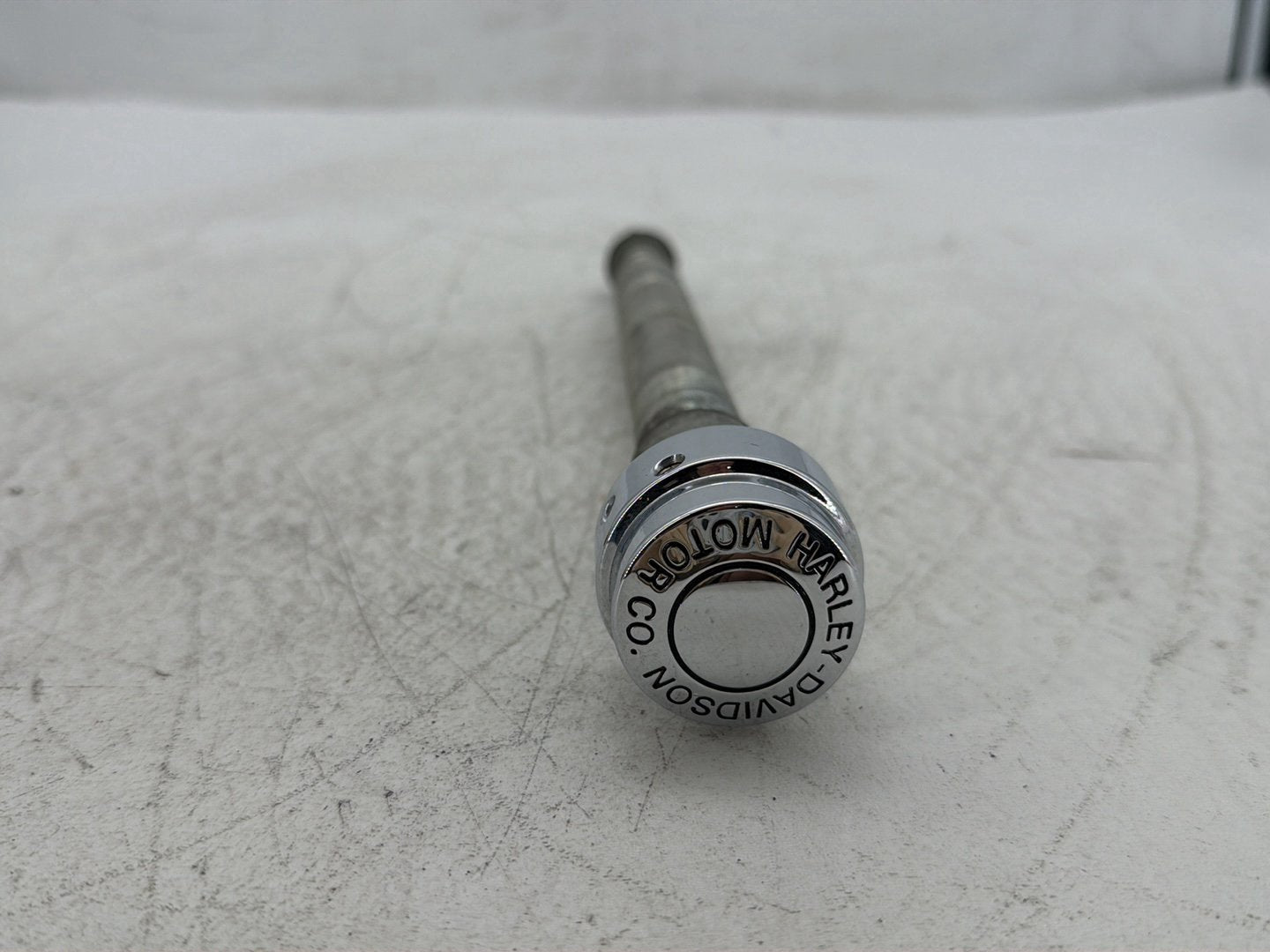 2011 Harley Heritage Softail Classic FLSTC OEM Front Wheel Axle Bolt Shaft
