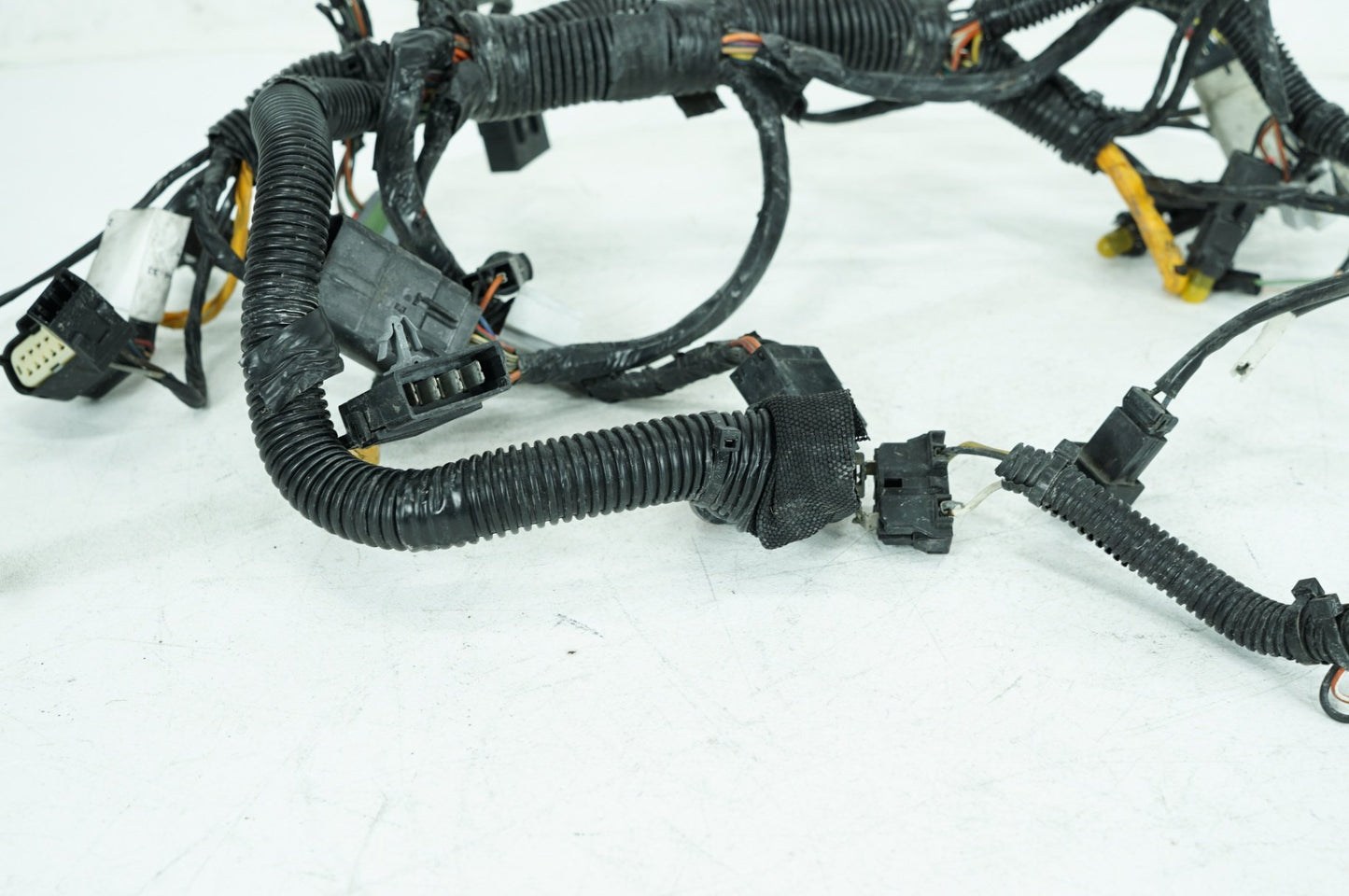 2008 - 2016 Harley-Davidson Touring Electra Glide Ultra Front Sub Wiring Harness Loom Interconnect 70232-10
