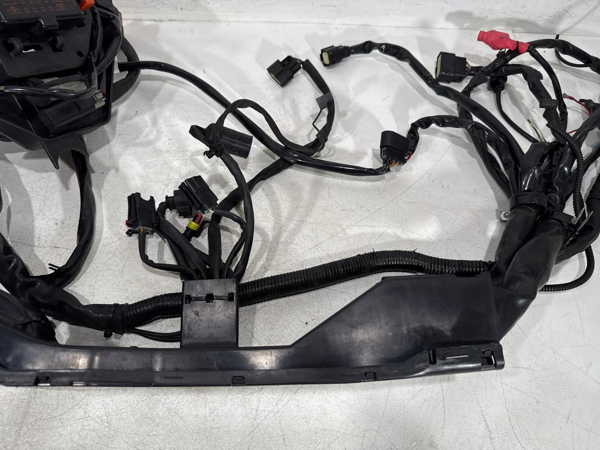 2011 Harley Electra Glide Touring Police OEM Main Wire Wiring Harness Loom ABS