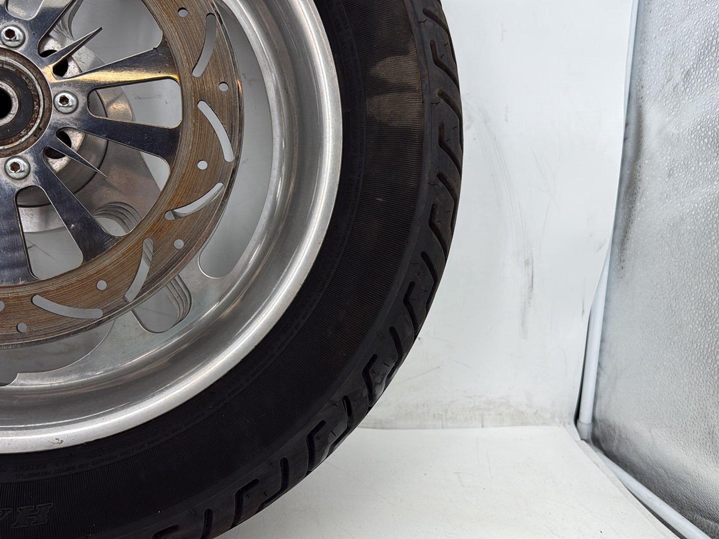 2000 Harley Softail FLSTC Heritage Classic OEM Front Wheel Rim Tire