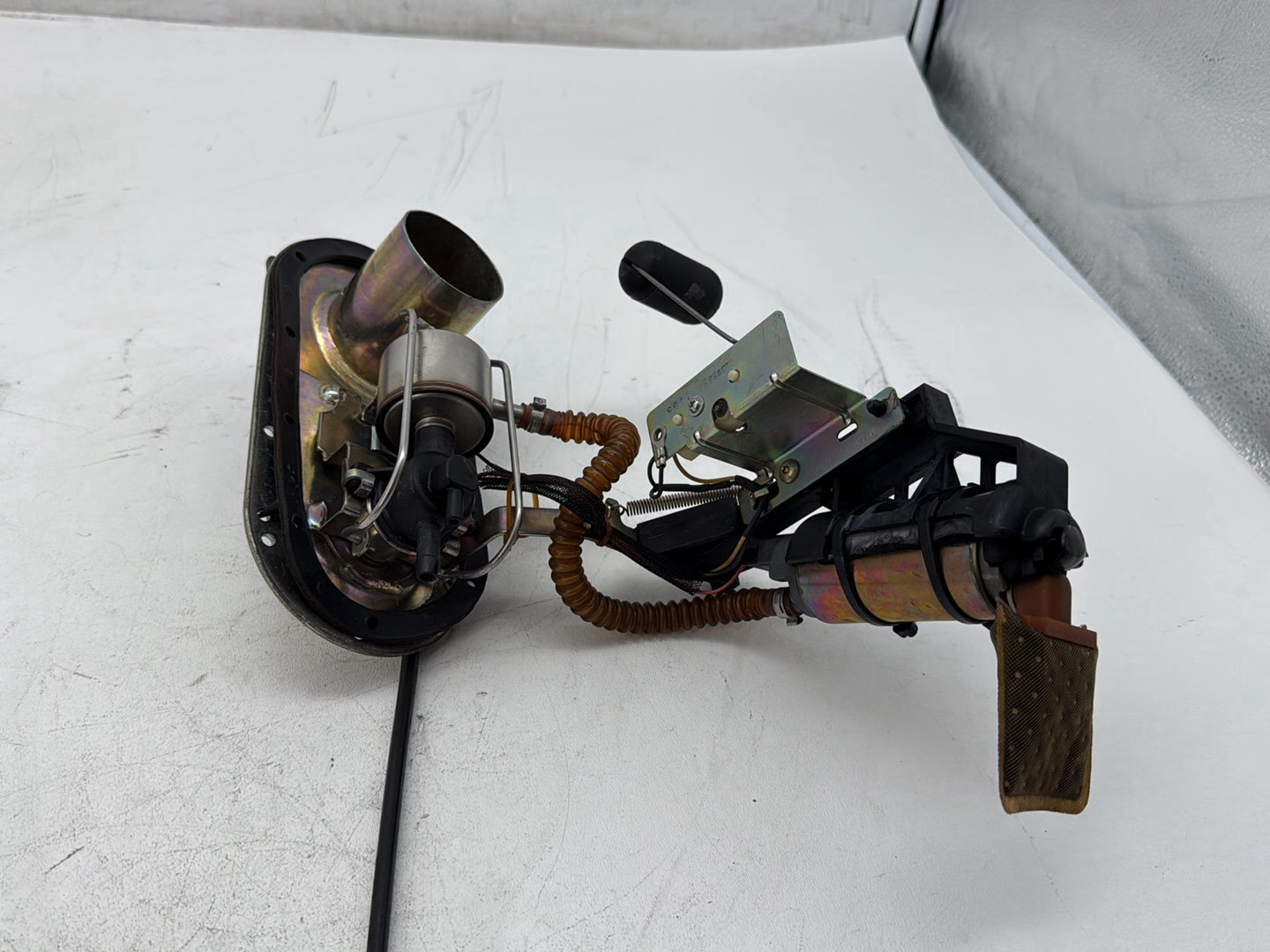 2006 Harley Touring FLHTCI Electra Glide Classic OEM Fuel Pump Gas Gasoline Petrol Sending
