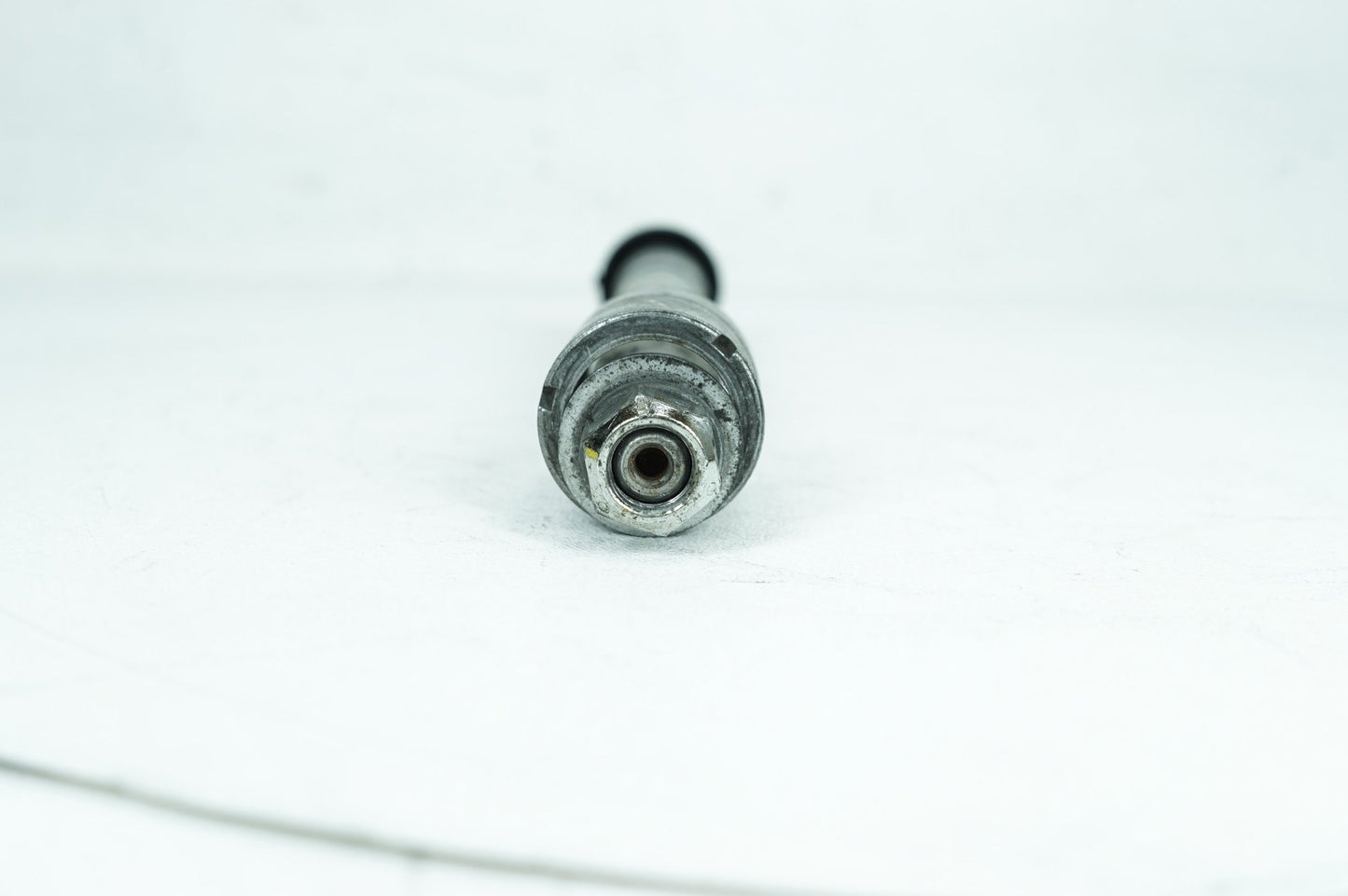 1999 - 2006 Harley-Davidson Touring Electra Ultra Front Wheel Axle Bolt Shaft 43364-00