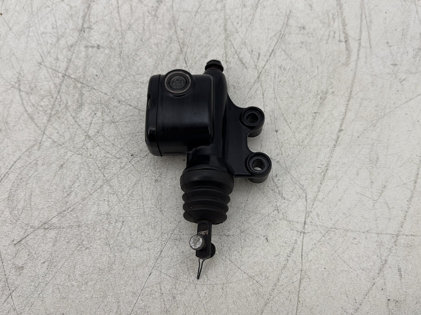 2015 Harley Road Glide Touring FLTRXS OEM Rear Brake Master Cylinder Reservoir
