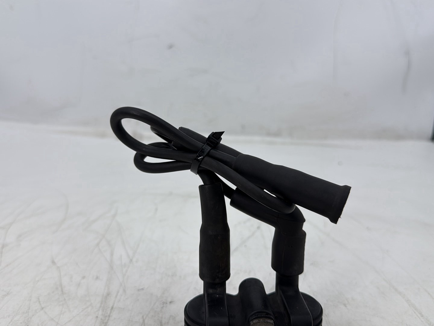 2008 Harley Sportster XL883L 883 Low OEM Ignition Coil Spark Plugs Cable