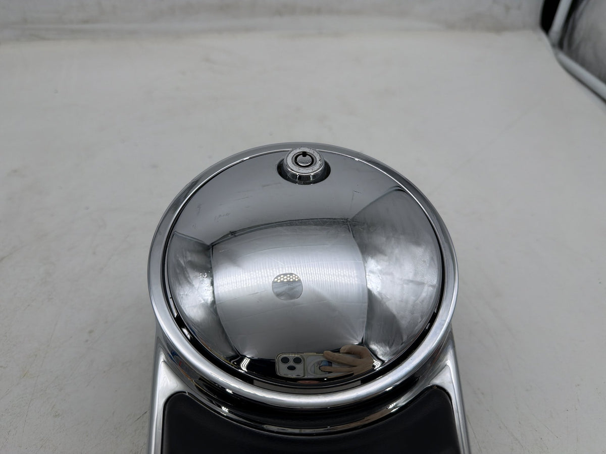 2001 Harley Electra Glide Touring FLHT OEM Fuel Gas Tank Dash Console NOKey