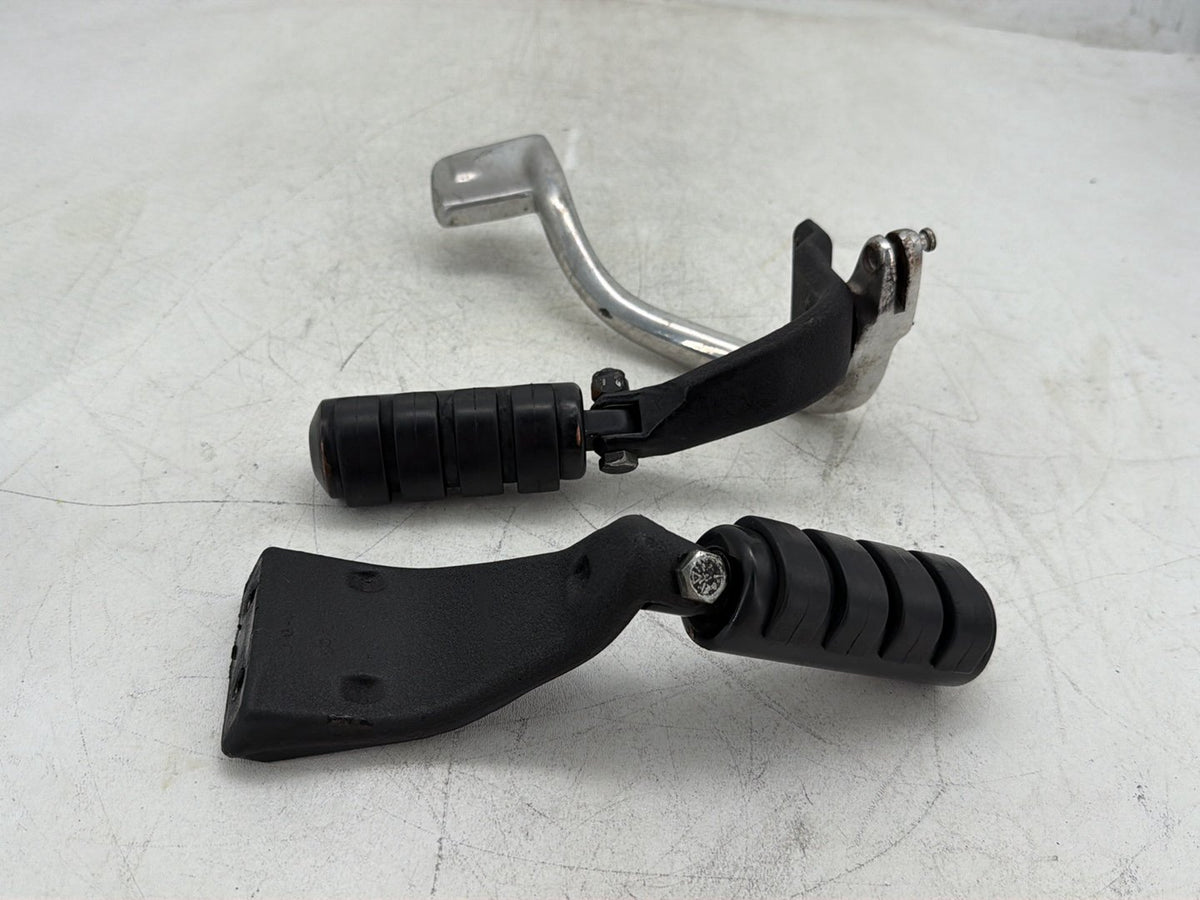 2008 Harley Dyna Fat Bob FXDF OEM Left Right Foot Brake Control Pegs