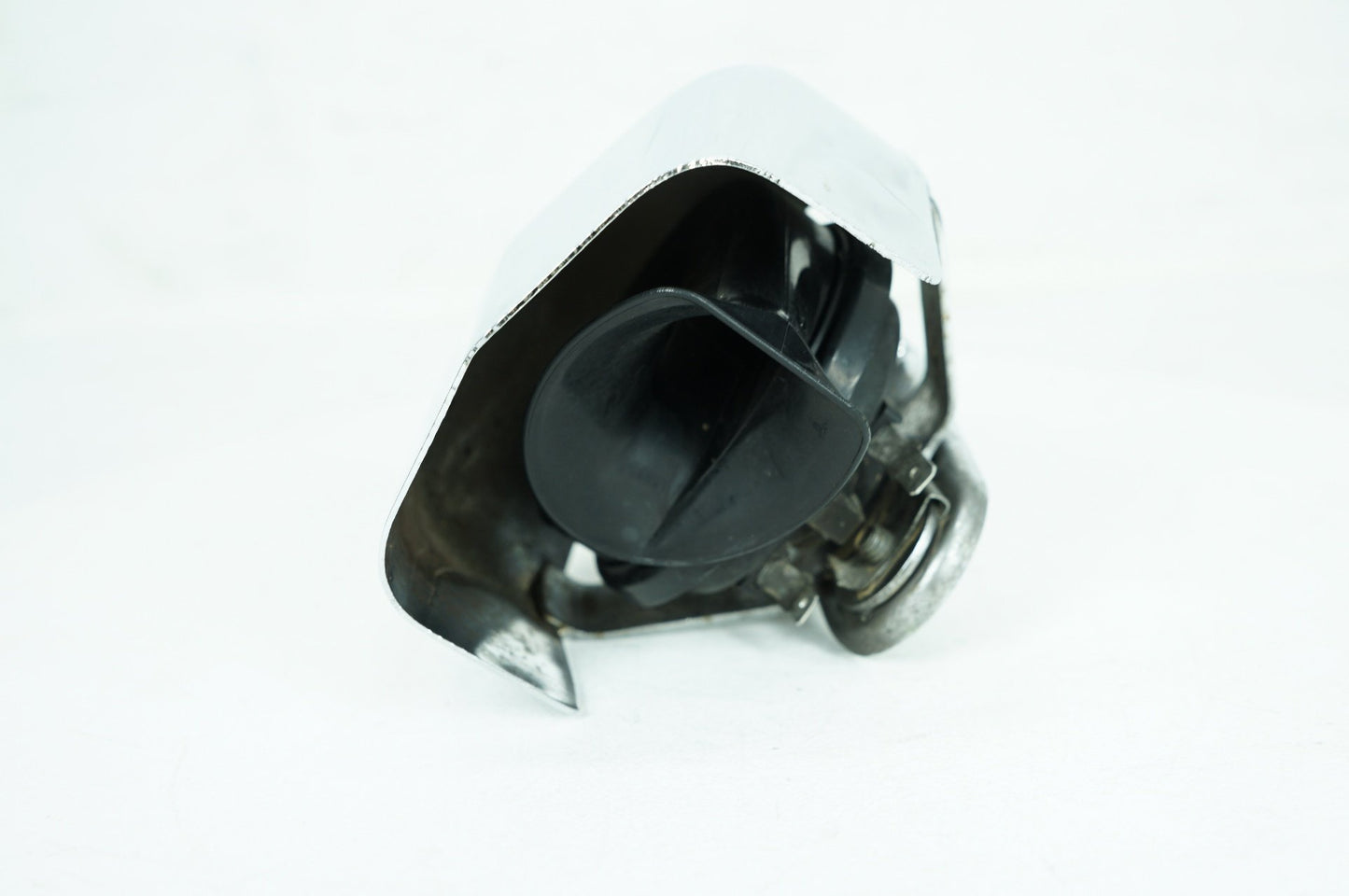 1999 - 2006 Harley-Davidson Dyna Low Rider Horn Signal Klaxon Chrome Cover 69012-93A