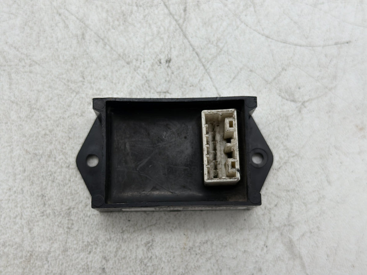 1996 Harley Electra Touring Ultra OEM Fuel Gas Pump Sensor Relay Module 68620-96