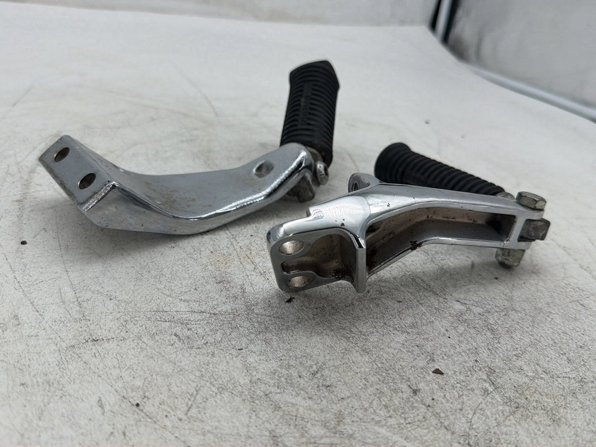2006 Harley Dyna Super Glide FXDI OEM Left & Right Driver Step Foot Rest Pegs