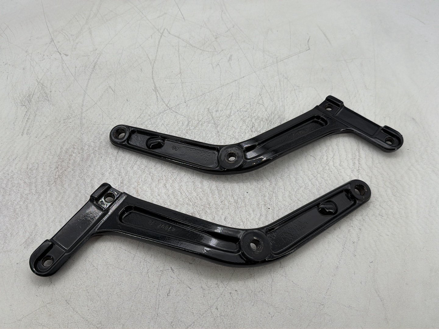 2011 Harley Heritage Softail Classic FLSTC OEM Rear Left & Right Fender Support Bracket