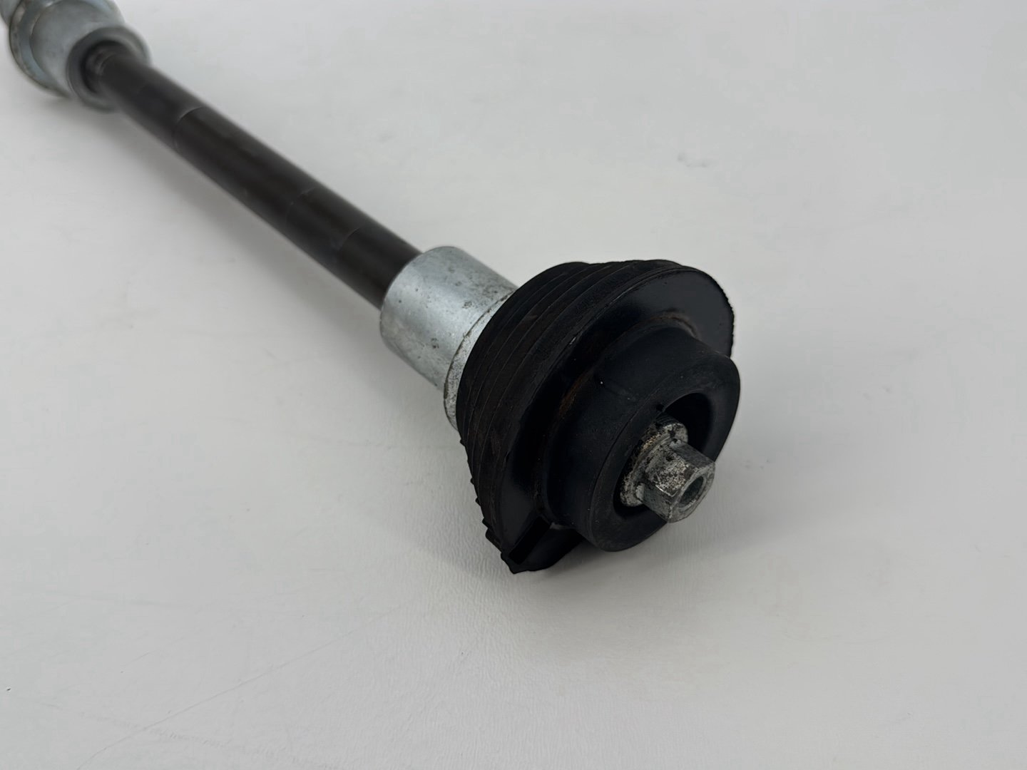 2007 - 2012 Harley-Davidson Touring Road Glide Rear Fork Swingarm Pivot Bolt Shaft 47505-02
