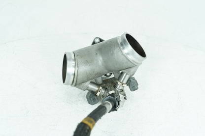 1999 - 2006 Harley-Davidson Touring Road King  Intake Manifold Thermostat Housing 27630-01
