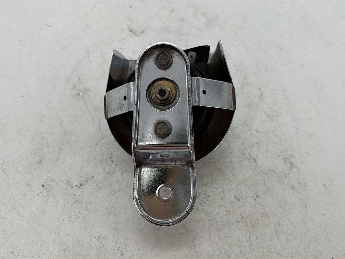 1992 Harley Electra Glide Touring Classic OEM Horn Signal Klaxon Chrome Cover
