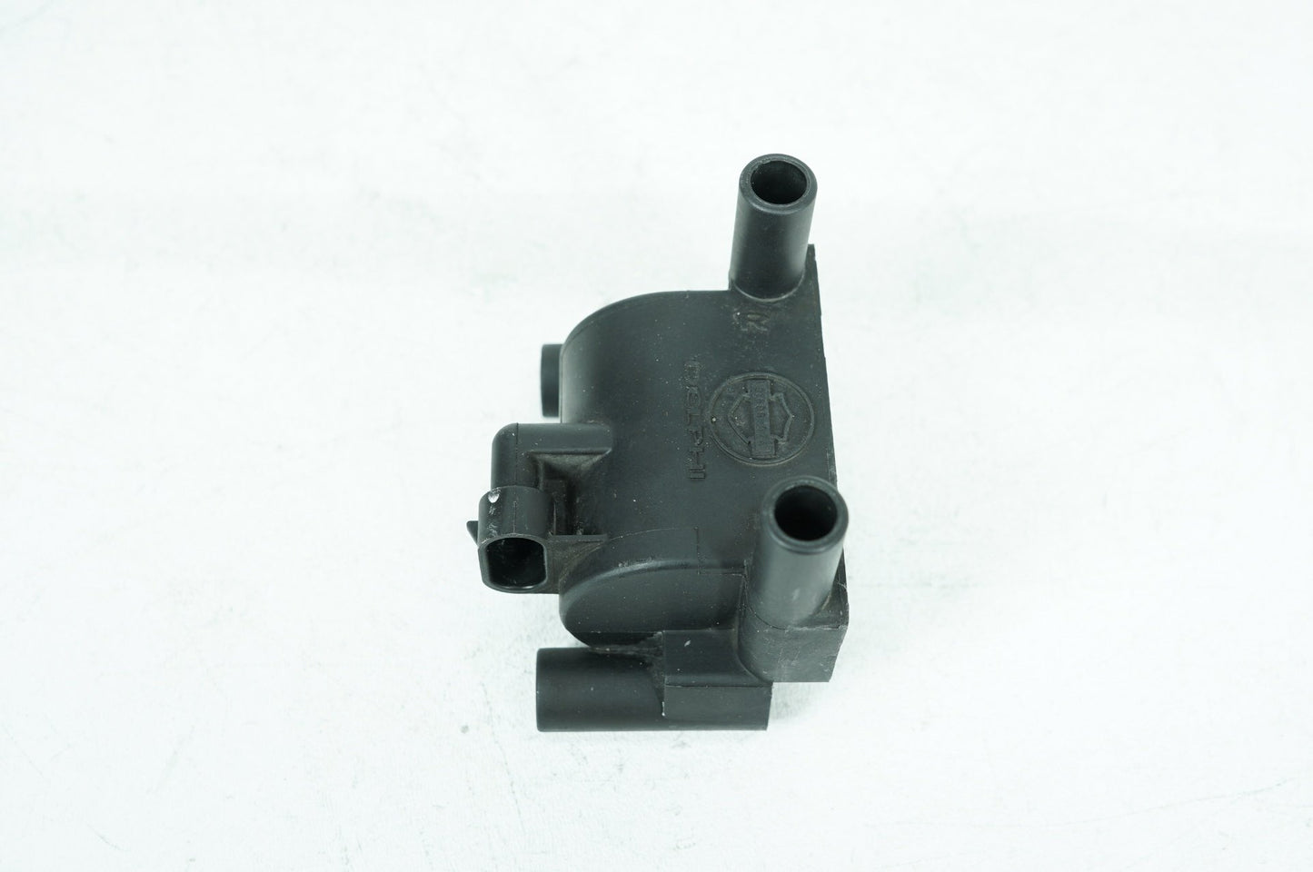 2010 Harley-Davidson Touring FLHX - Ignition Coil Spark Igniter PN: 31696-07A
