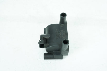 2010 Harley-Davidson Touring FLHX - Ignition Coil Spark Igniter PN: 31696-07A