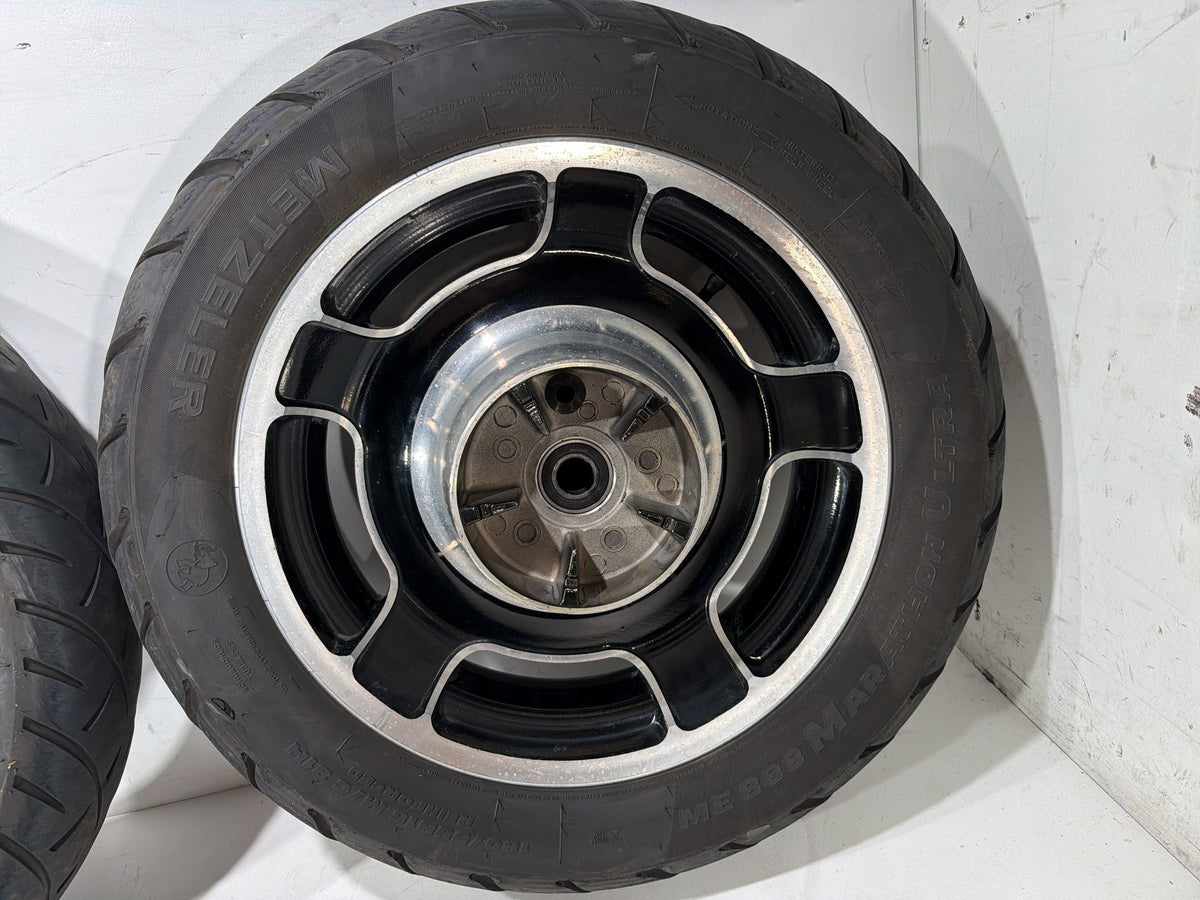 2009 Harley Street Glide Touring FLHX OEM Front & Rear Wheel Rim Tire 17" 16"