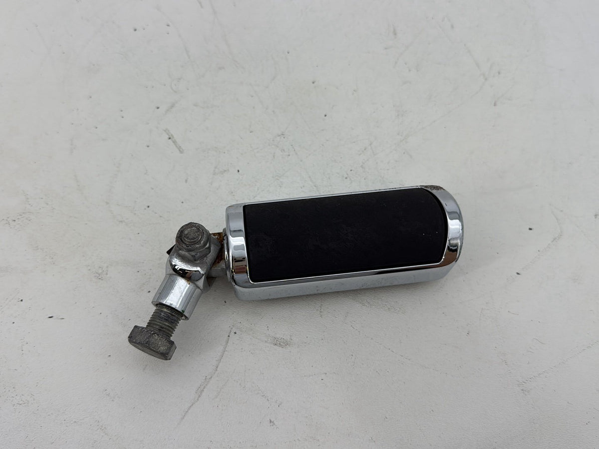 2005 Harley Road Glide Touring OEM Front Driver Highway 1 Foot Peg Rest SKULL