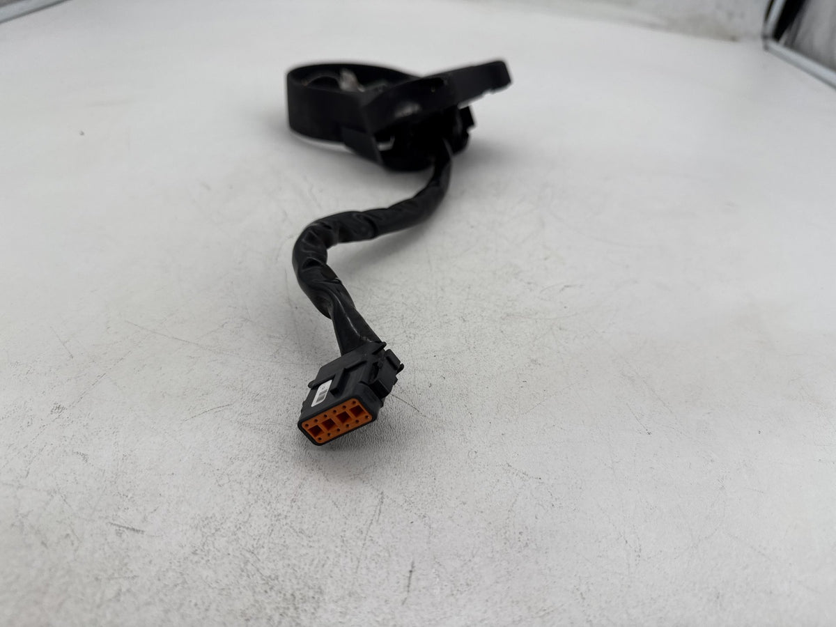 07 Harley Dyna Super Glide Speedometer Holder Bracket Mount Bezel Black Wrinkle