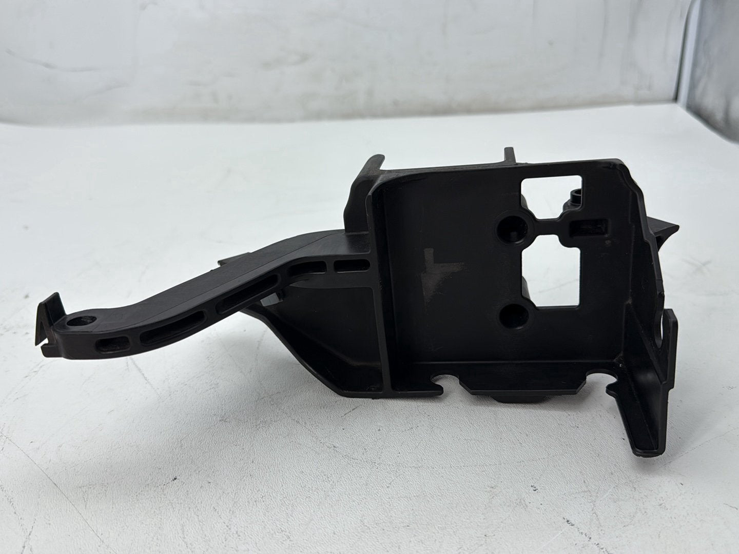 2008 Harley Road King Touring FLHR OEM Battery Tray Bracket Holder Carrier