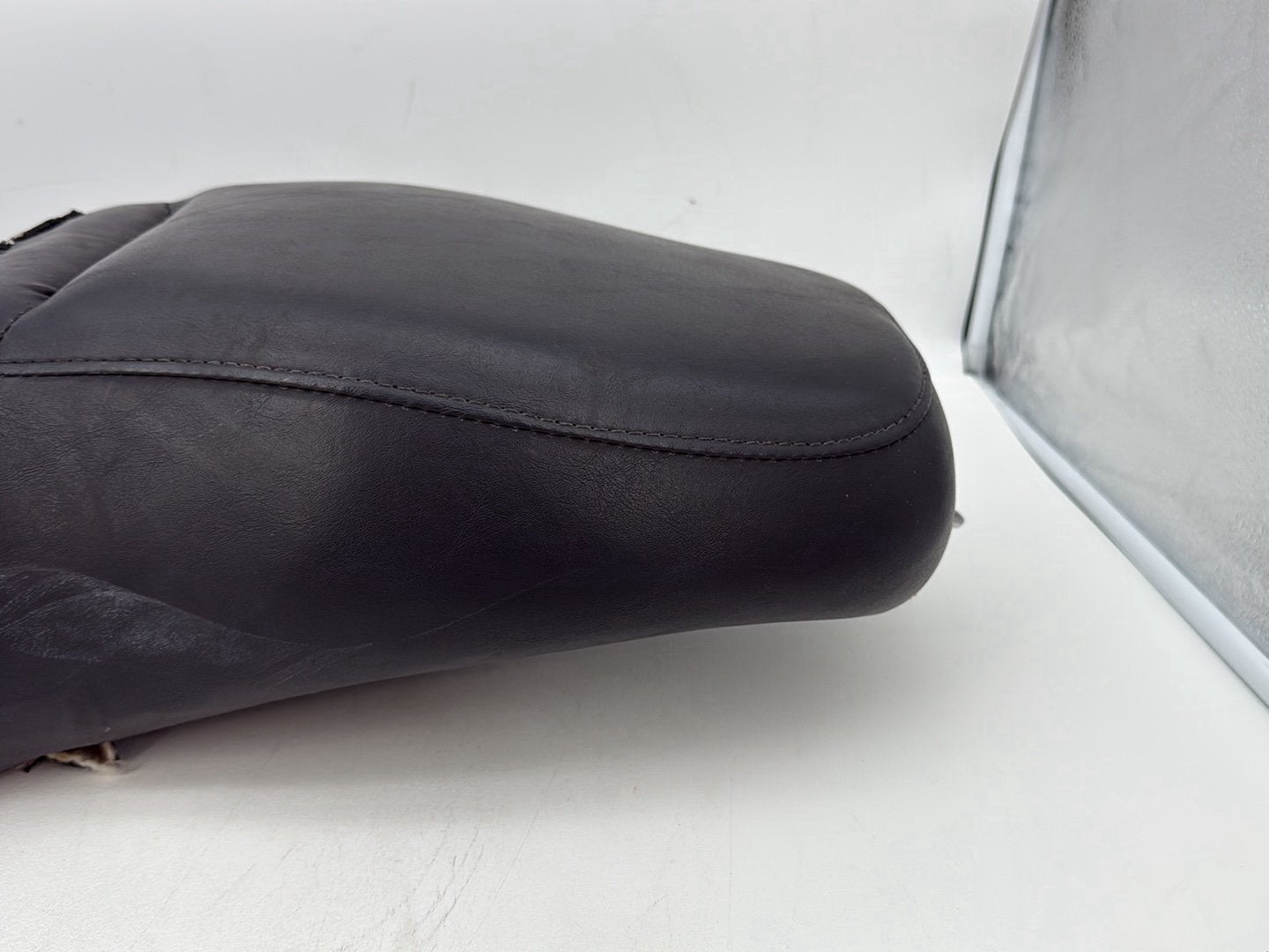 1999 - 2006 Harley-Davidson Touring Electra Glide Passenger Rider Driver Seat Saddle 51703-05