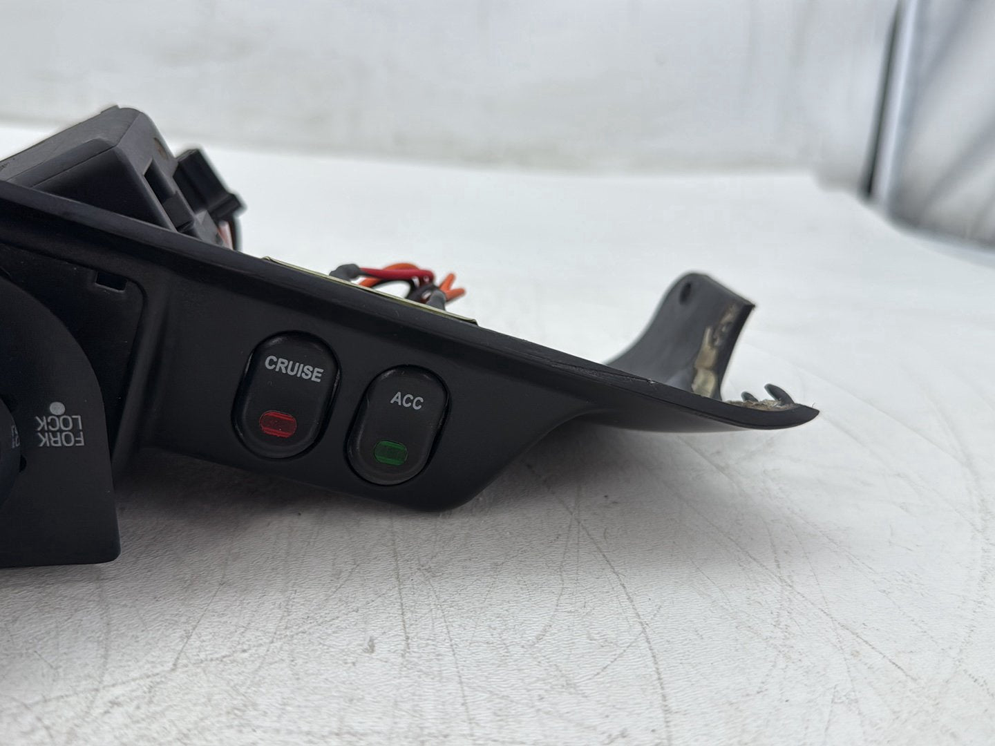 2010 Harley Street Glide Touring FLHX OEM Dash Ignition Cap Switch Lockset NO Key