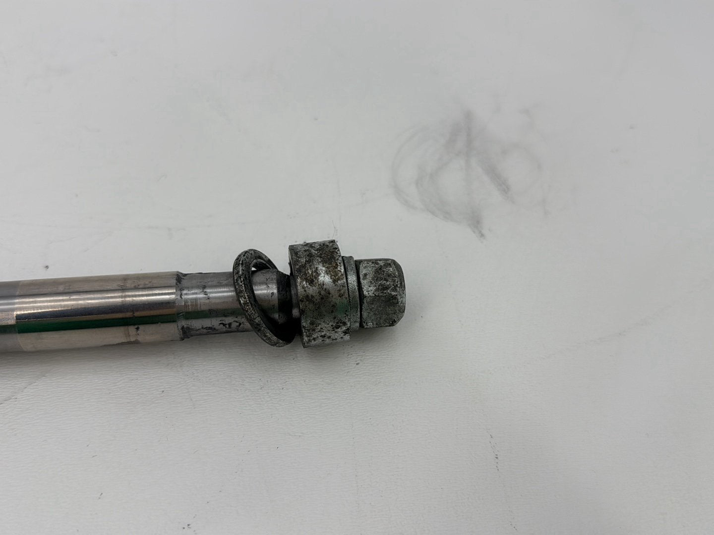 2003 Harley Sportster XL1200C 1200 Custom Anniversary OEM Front Wheel Axle Bolt Shaft