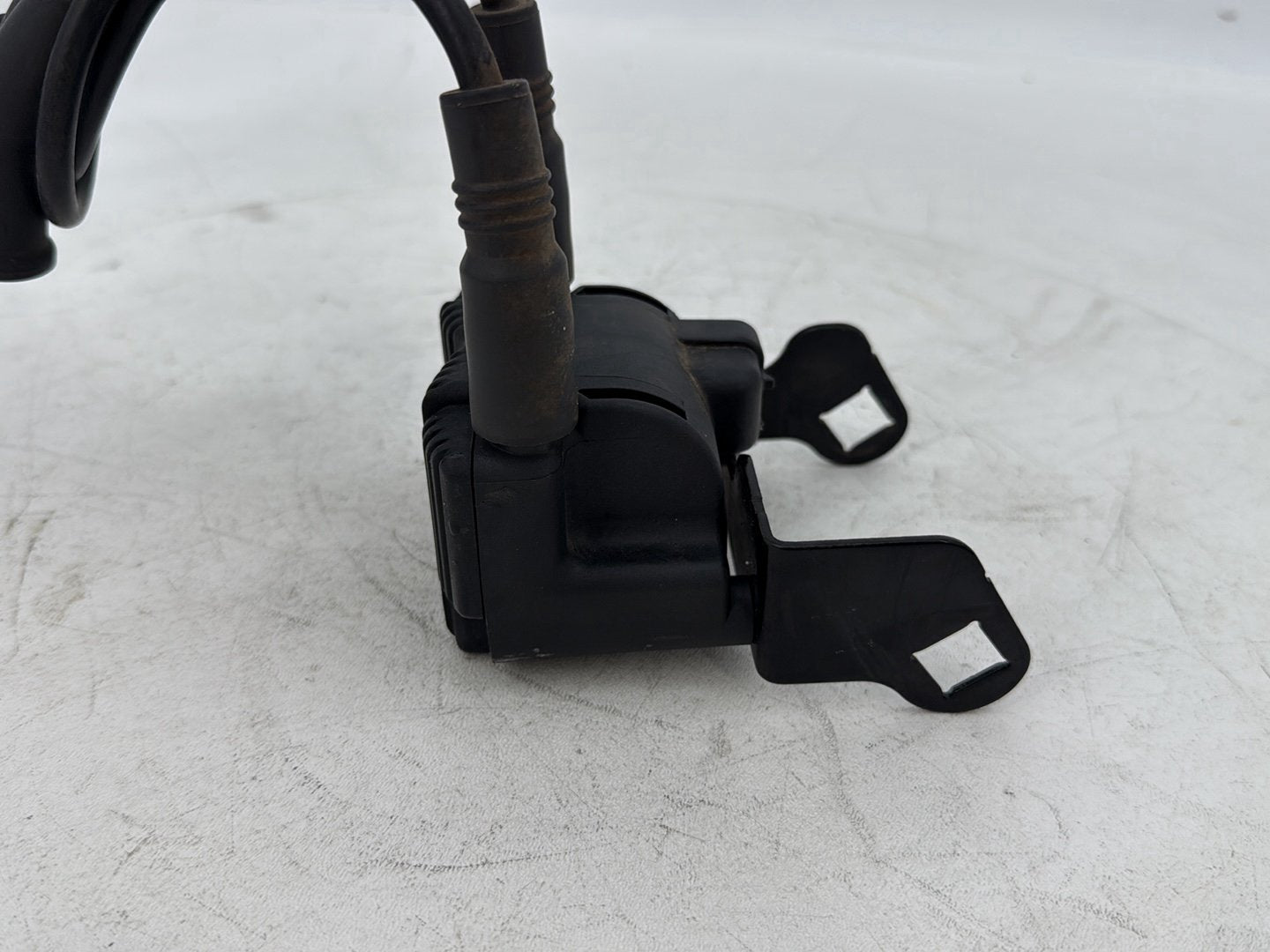 1999 - 2006 Harley-Davidson Touring Electra Glide Ultra Ignition Coil Spark Plugs Cable 31743-01