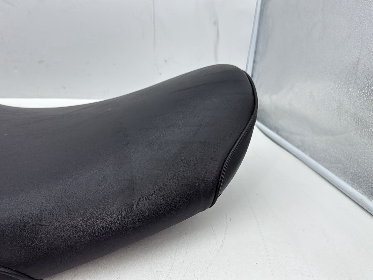 2002 Harley Dyna FXD Super Glide OEM Passenger Rider Driver Seat Saddle
