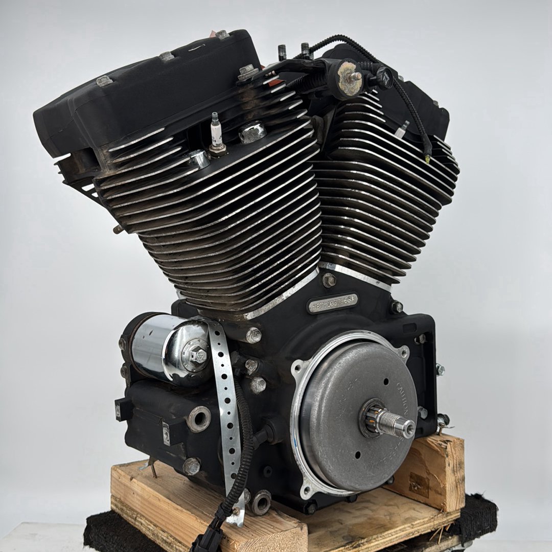 1999 - 2006 Harley-Davidson Softail Night Train CARB Twin Cam 88 Engine Motor 16155-01