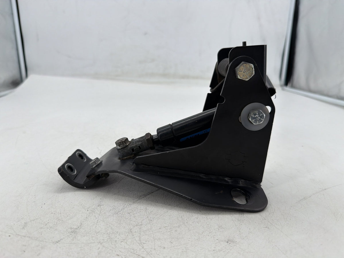 2014 Harley Electra Touring Ultra Adjustable Rider Backrest Lift Mount 52482-01A